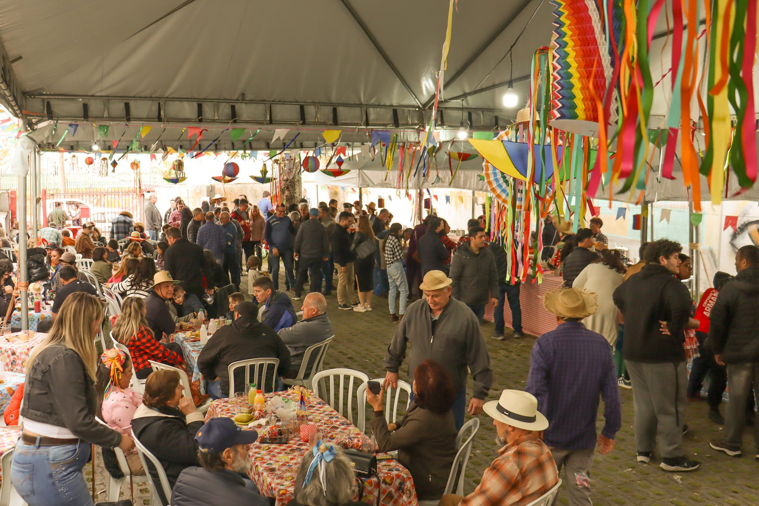 Festa Junina Sindipetro PR e SC 2025-71