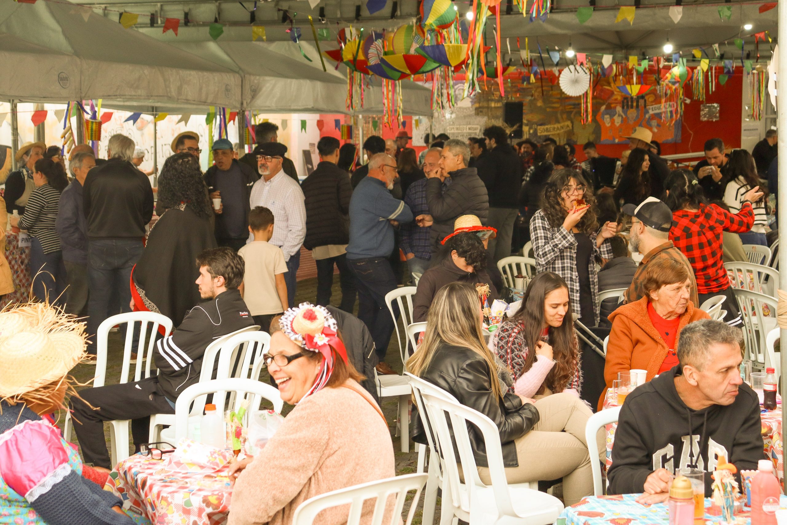 Festa Junina Sindipetro PR e SC 2025-76