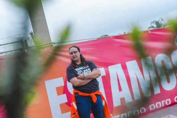 MAG03871(1) MAG03871(1)