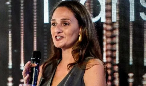 Fernanda Klitzke Fernanda Klitzke