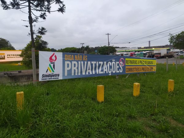 Luta contra as privatizações durante o governo Bolsonaro Luta contra as privatizações durante o governo Bolsonaro